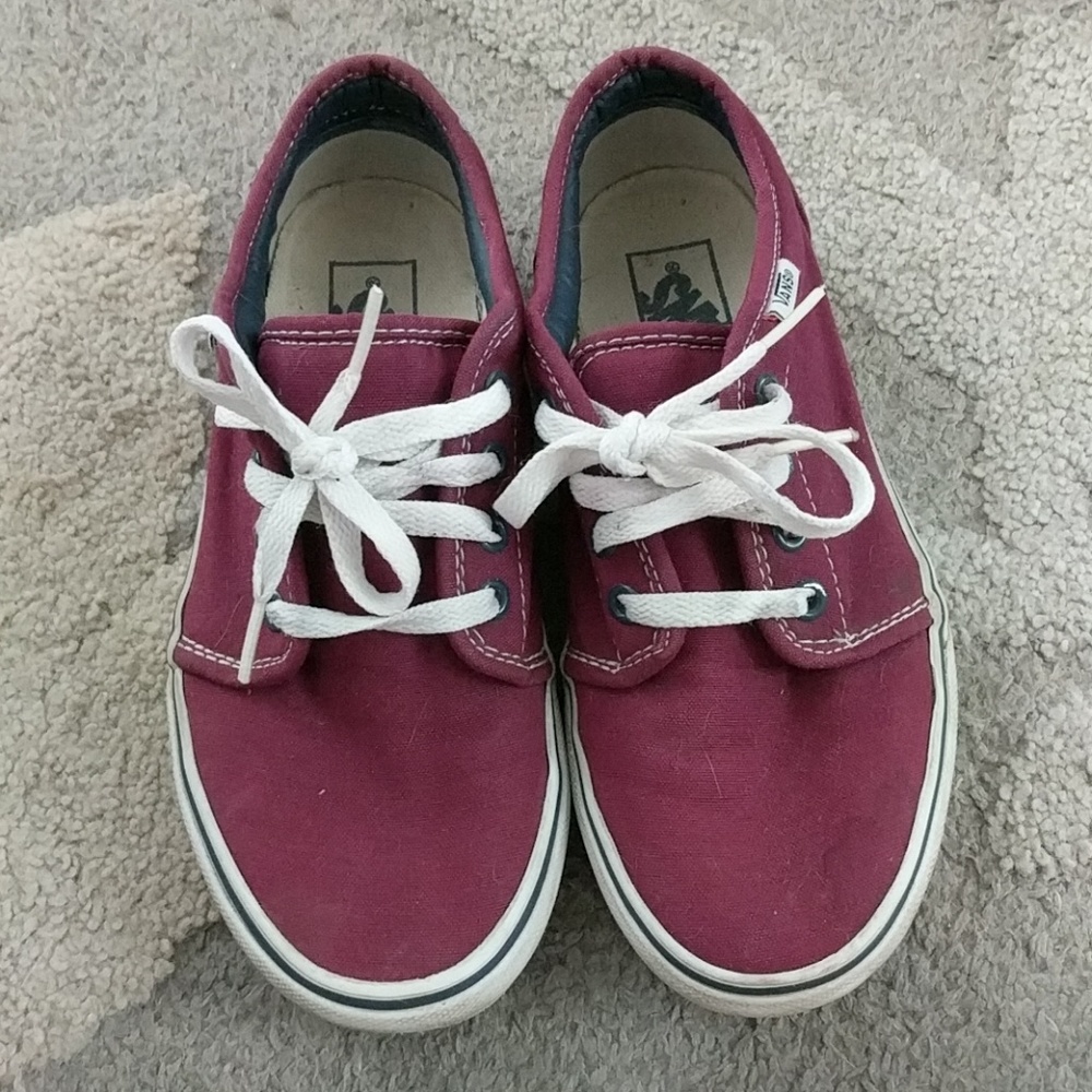 Vans maroon size 7 womens 5.5 mens